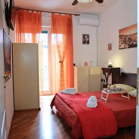 Bernadette Bed and Breakfast Nápoles Exterior foto